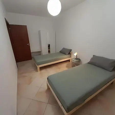 Casa Tellina, Ampia E Silenziosa Con Parcheggio E Dehor *