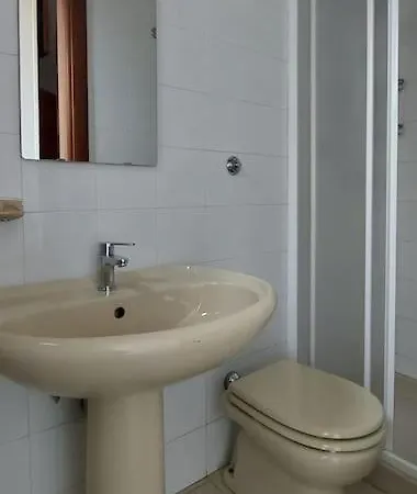 Casa Tellina, Ampia E Silenziosa Con Parcheggio E Dehor Ostuni