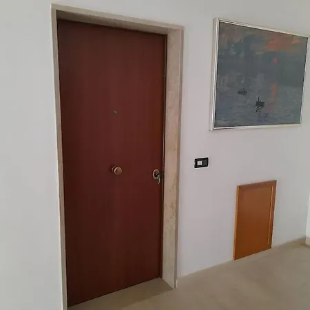 Casa Tellina, Ampia E Silenziosa Con Parcheggio E Dehor Apartment