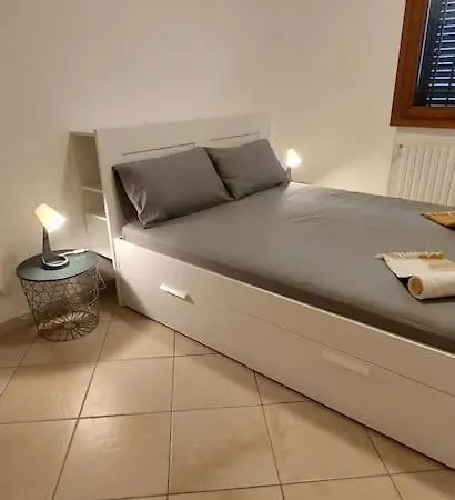 Casa Tellina, Ampia E Silenziosa Con Parcheggio E Dehor Apartman